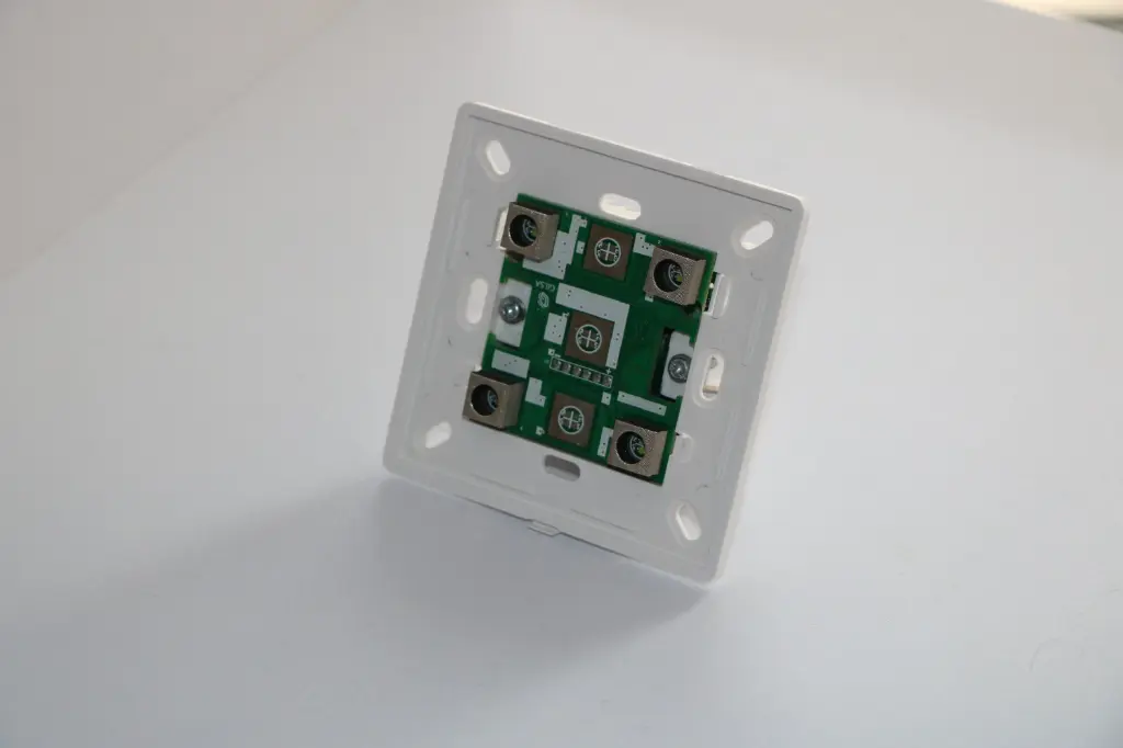 ماژول کلید لمسی